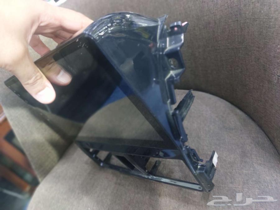 للبيع شاشة شبة جديدة تويوتا كورولا يارس 2015 فما فوق64406625442817113