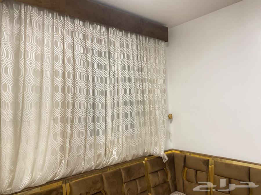 Cushions, supports, table, carpet, and curtain, all for 250064411634448129110