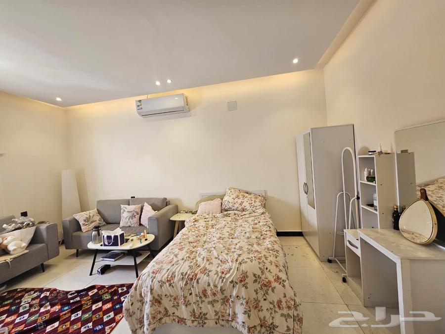 اثاث غرفة نوم وثلاجه للبيع المستعجل64411634464515110