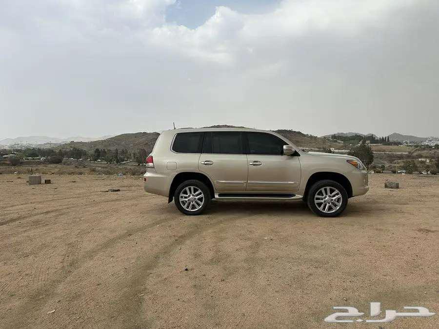 جيب لكزس سعودي ( 2014 ) LX 570 DD فل كامل64568961347330114