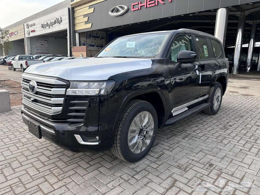 تويوتا لاندكروزر GXR L3 بنزين سعودي 2025 اسود64566603297026114