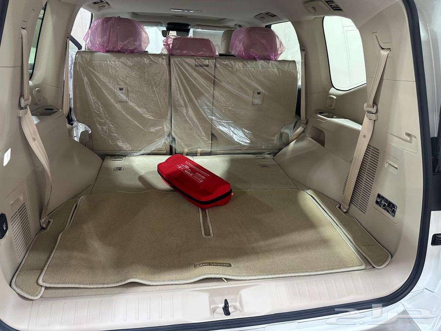 تويوتا لاند كروزرGXR.L5رادار الساير2025 باقل سعر للكاش64565925598339114