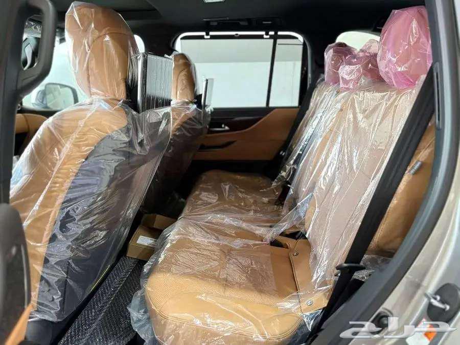Lexus LX600 BB Saudi Model 2025 at the Lowest Price64565953552515113