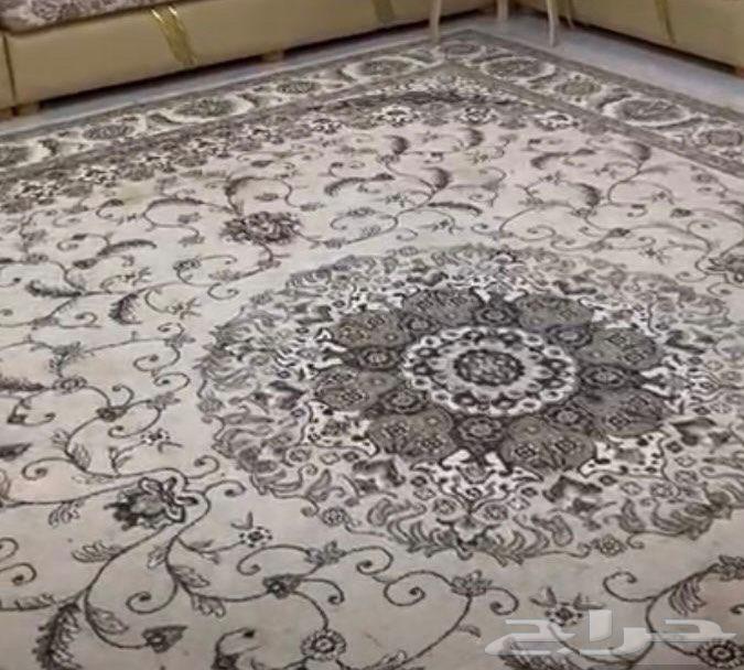 للبيع مرايا من إيكيا وسجادة مجلس ممتازة64413772107650110