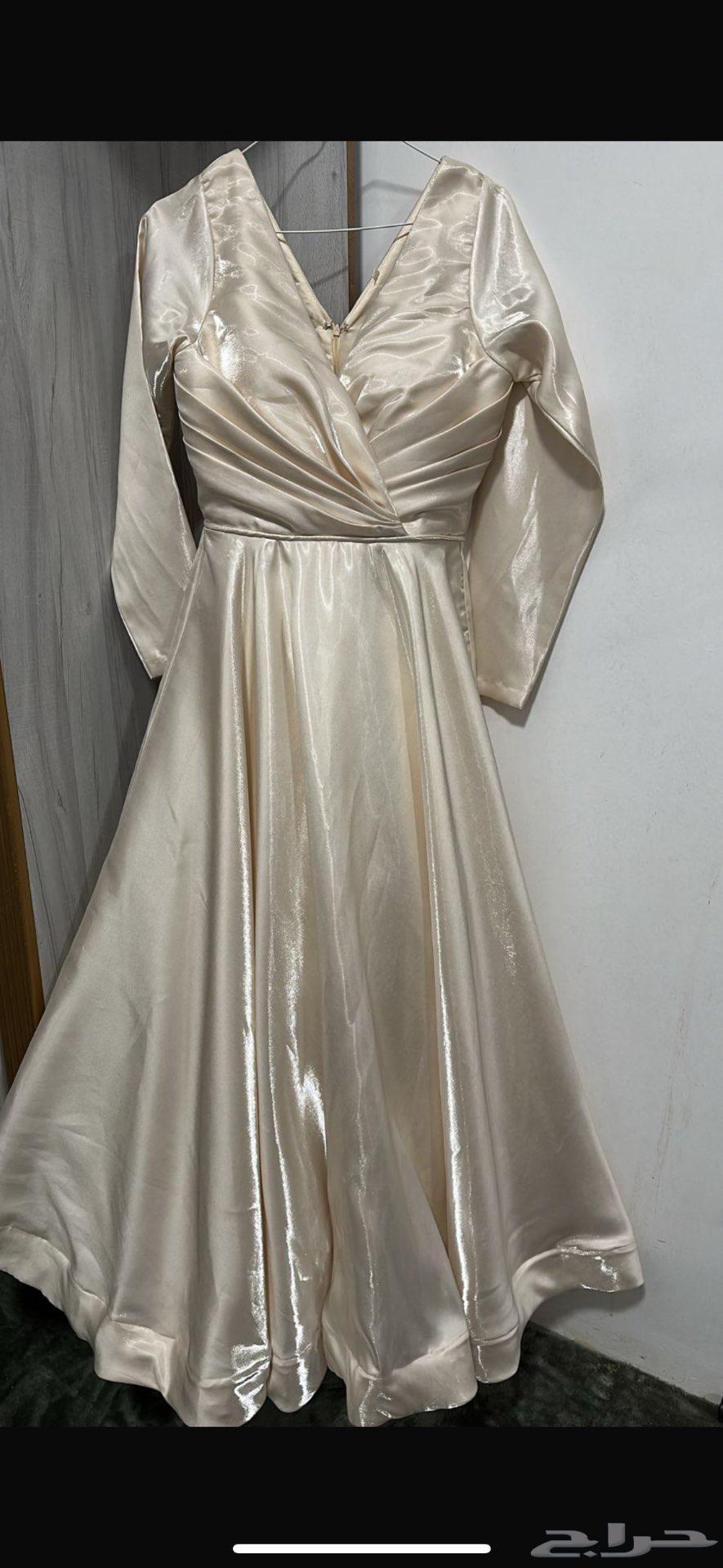 فستان جديد يشهد الله اني مالبسته إلا 3 ساعات يلبس سمول ومديم64419743790594110