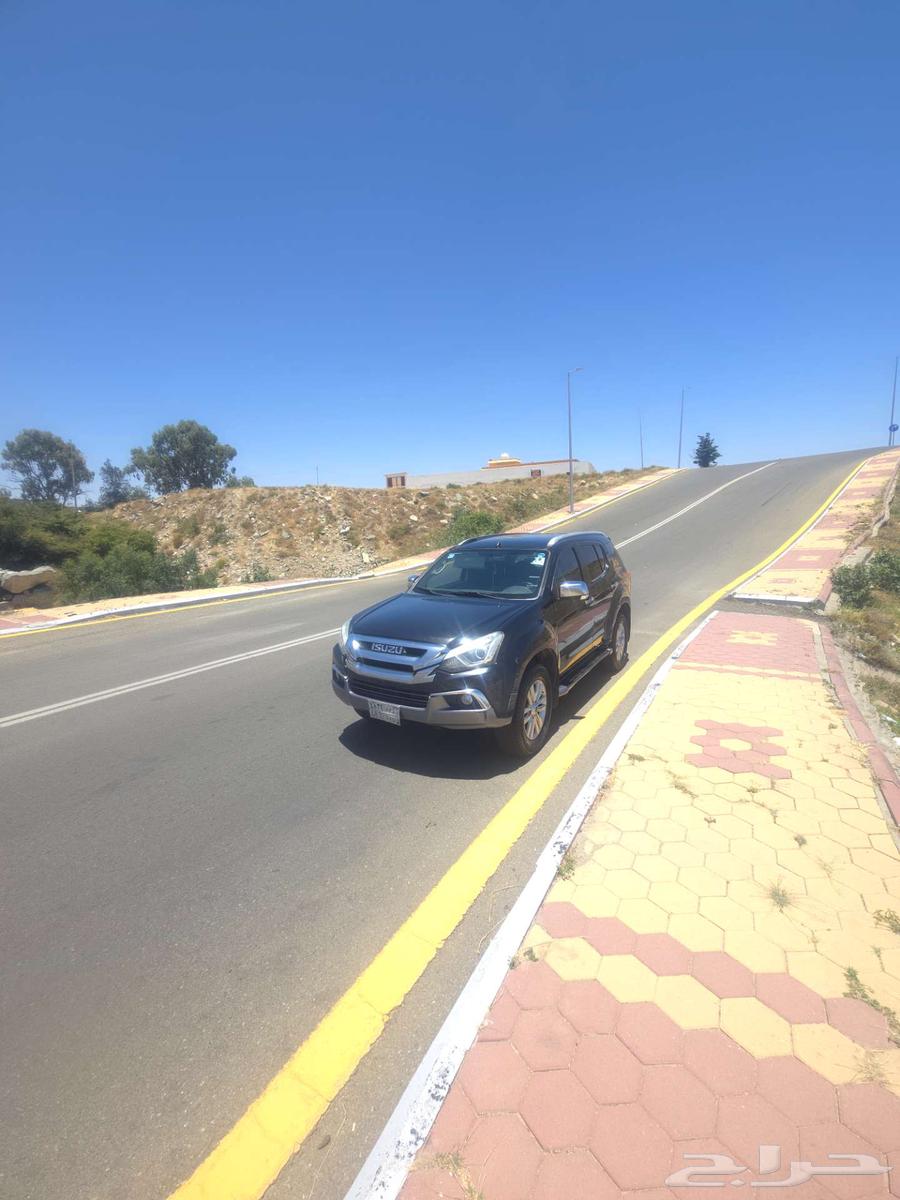 Isuzu64569753716866114