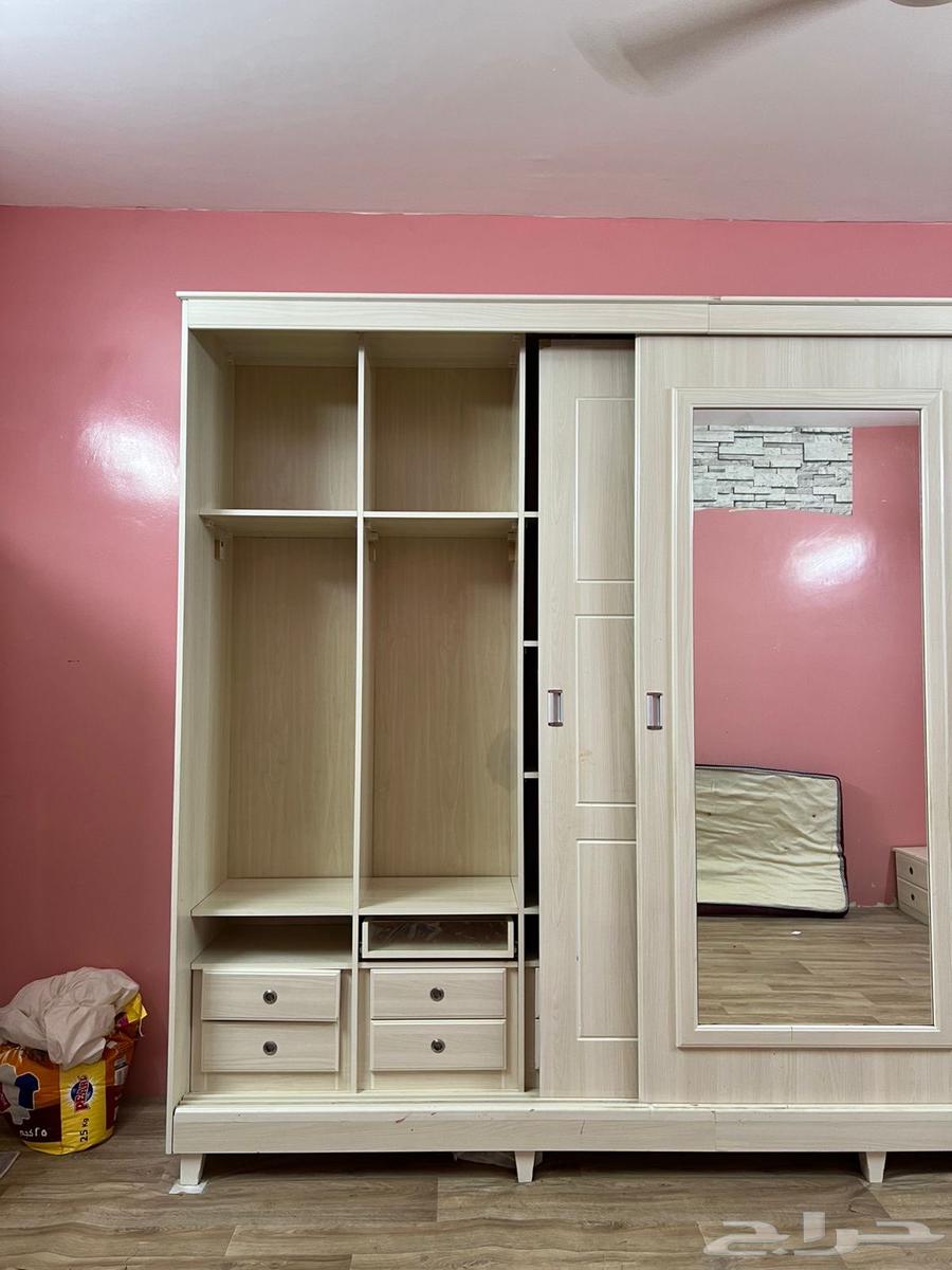 دولاب غرفة نوم نظيف64419797786370113