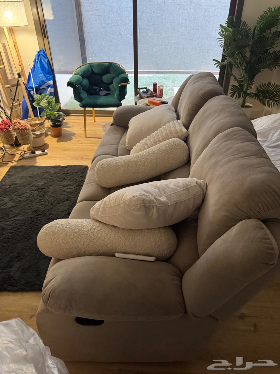 كنب متحرك سينما ب 700 ريال64419784346498111