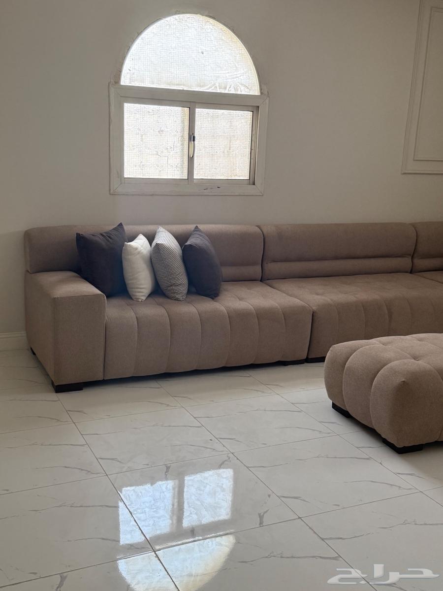 Luxury custom sofa for sale in excellent condition64415733321217110