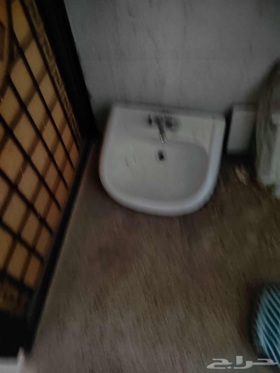 كراسي فرنجي ومغاسل للبيع نظيفة جدا64416280992385114