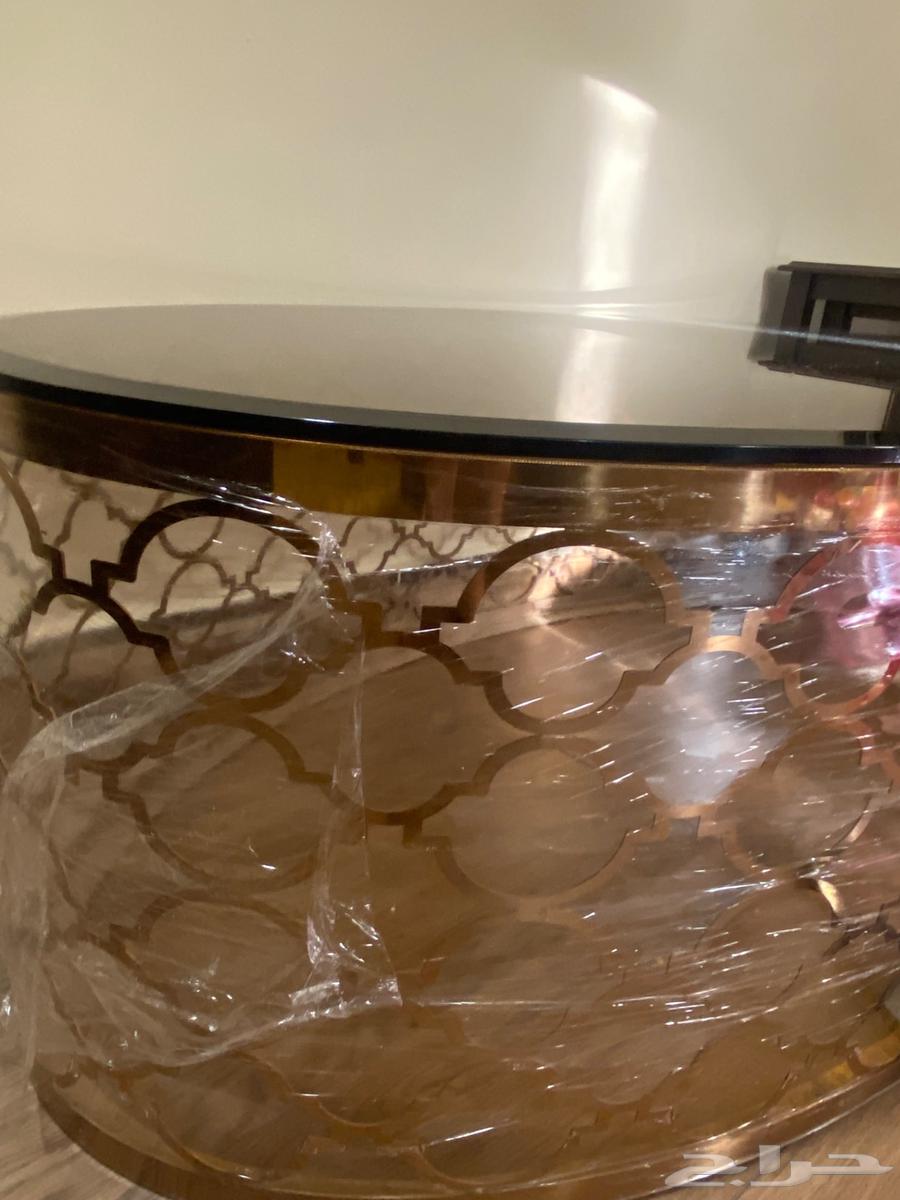 Tables for sale in excellent condition64416320732291111