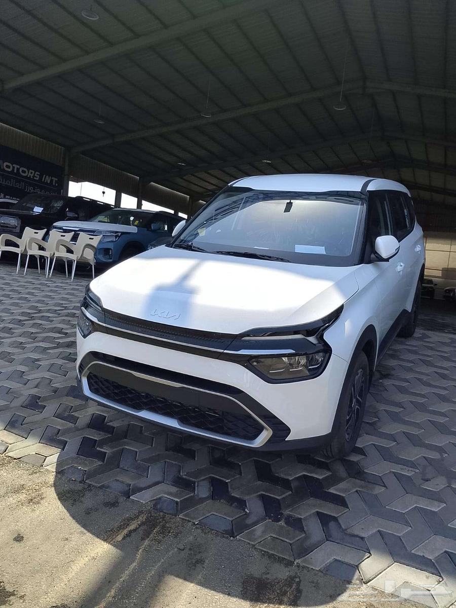 كيا كارينز GLS 2025 طاولة طعام شرائح زينون عرض اليوم الوطني64579677778947110