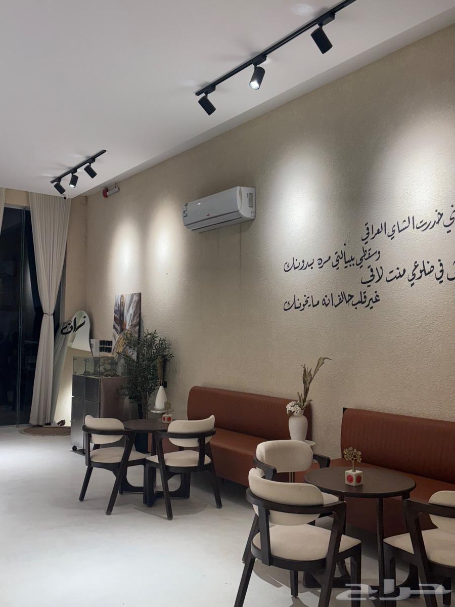 Complete set of items for sale, very clean, for café owners64417603846018112