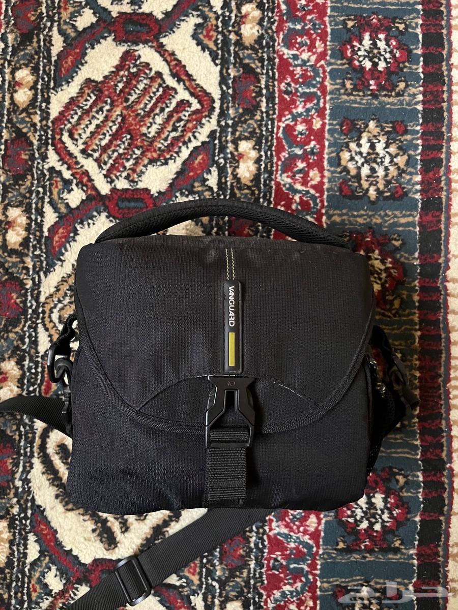 كاميرا كانون 1100D احترافيه64418336297857110