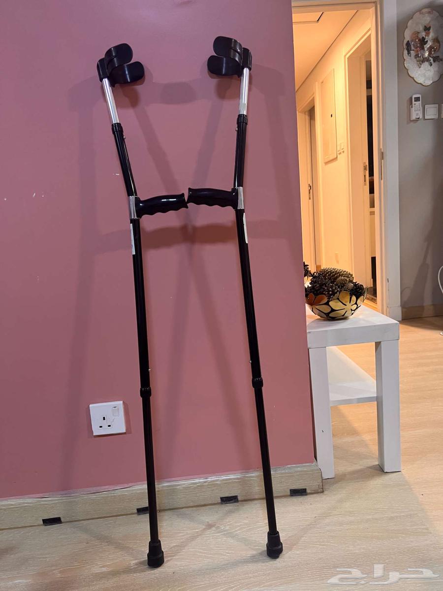 معدات طبية مستعملة قليلا .64418363345793113