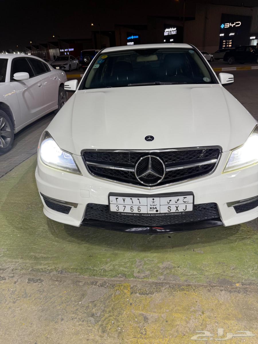 مرسيدس C63 بدي نظيفة جد ا موديل 201264578298402434110