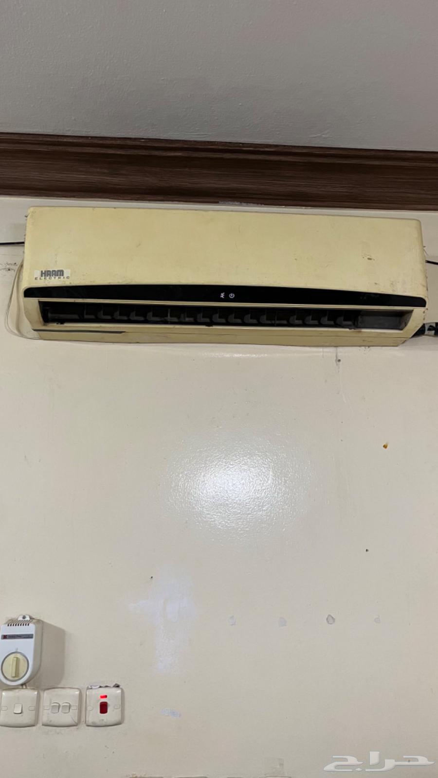 Split air conditioner64413838099458111