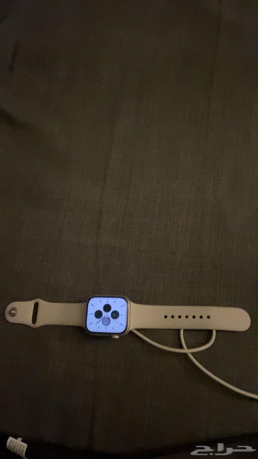 ابل واتش سيريس 764417821585282110