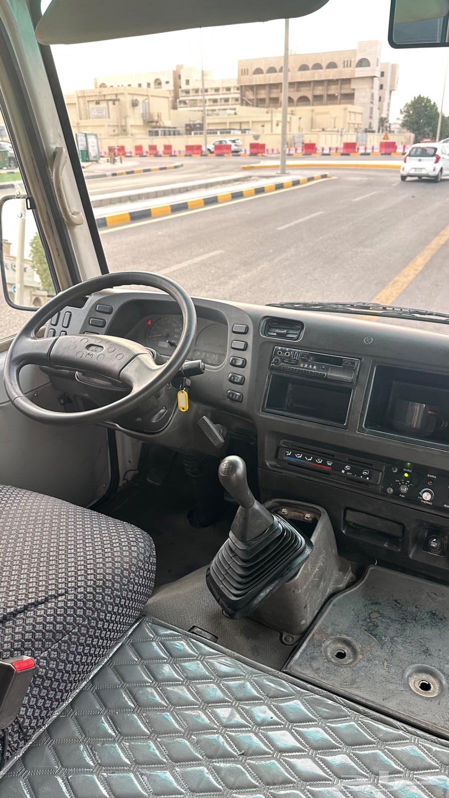 باص للإيجار الشهري64577276110466112