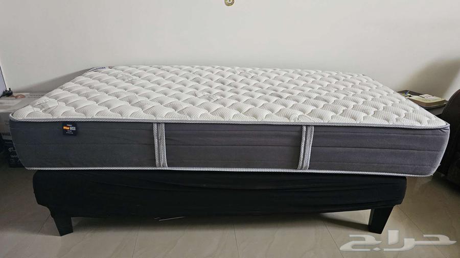 عدد 2 مراتب طبية للبيع مقاس كوين والآخر سنجل64575643348099114