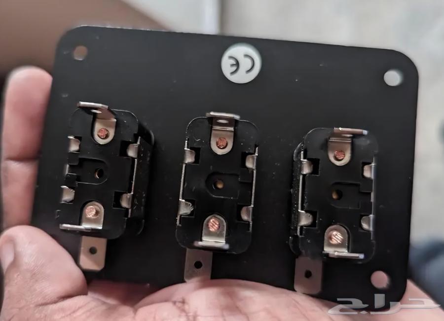 سويك ثلاثي لاصحاب التجهيزات الرياضية والصحراوية64570887320194111