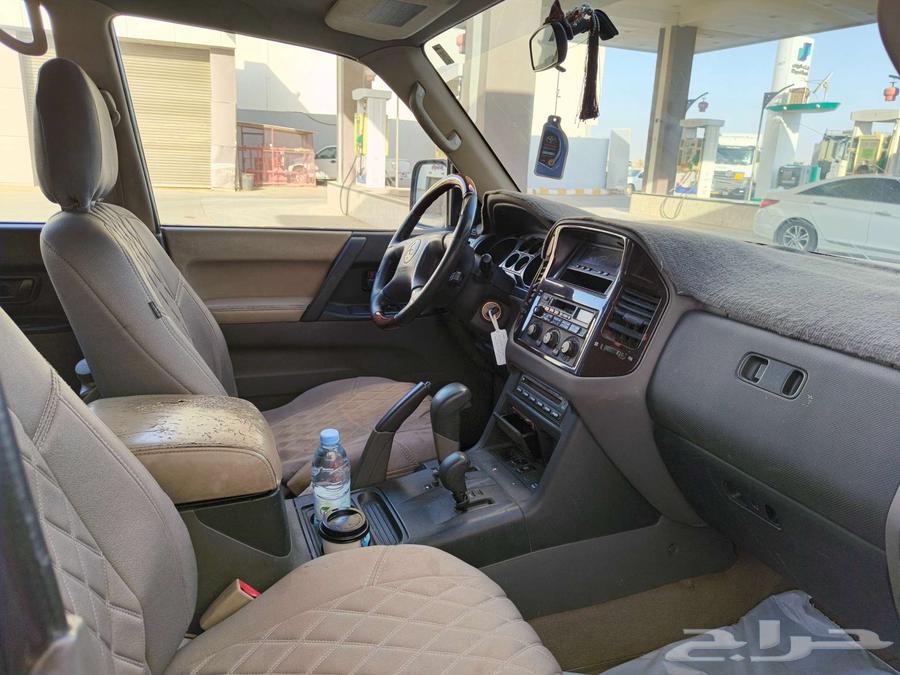 جيب ميتسوبيشي  باجيرو للبيع64570489936770113