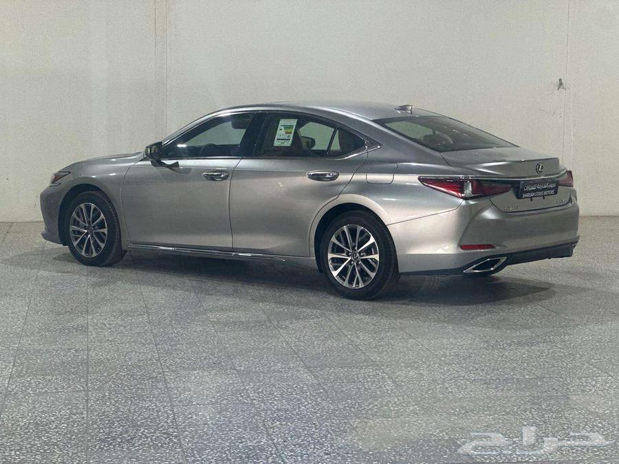 لكزس ES 350 CA 2025 لون ابيض - تيتانيوم(198900)شامل الضريبه64575587203843113