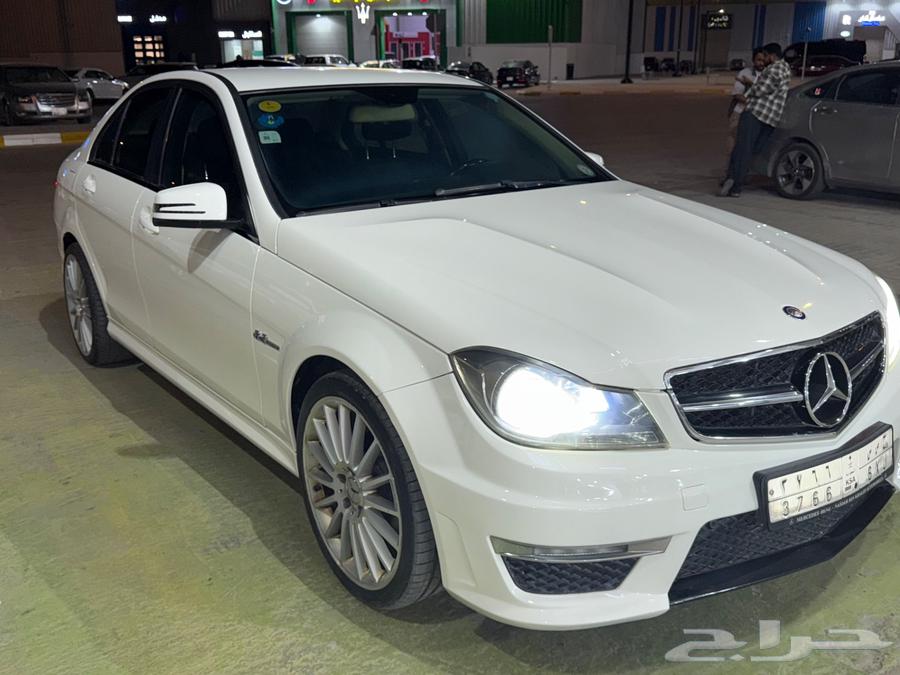 مرسيدس C63 بدي نظيفة جد ا موديل 201264578298402434111