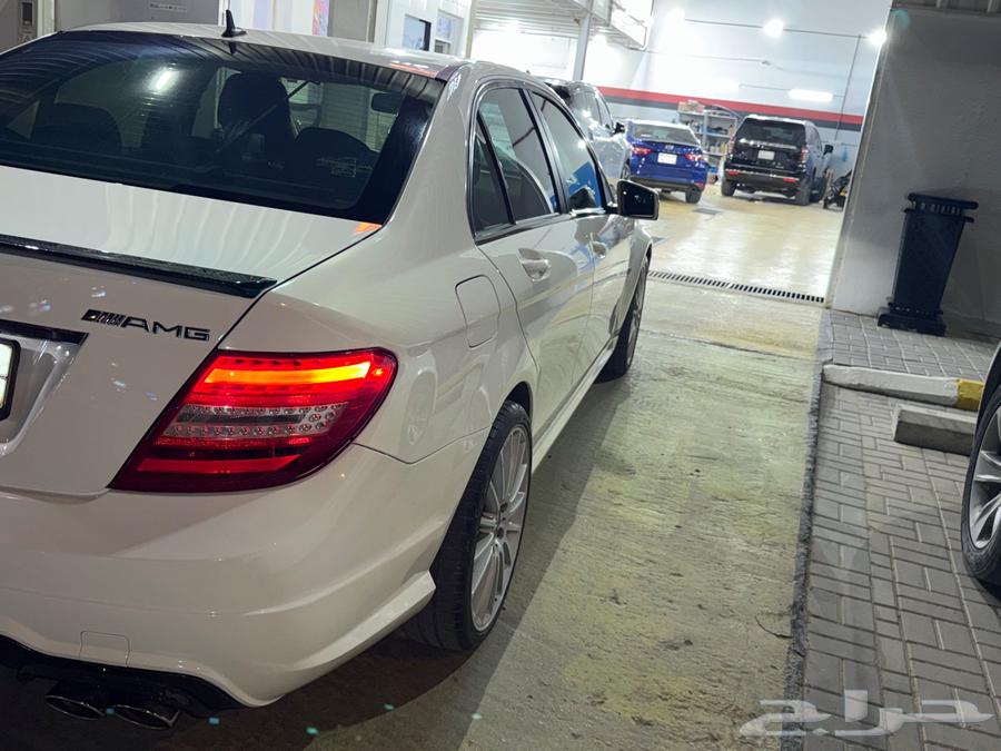 مرسيدس C63 بدي نظيفة جد ا موديل 201264578298402434114