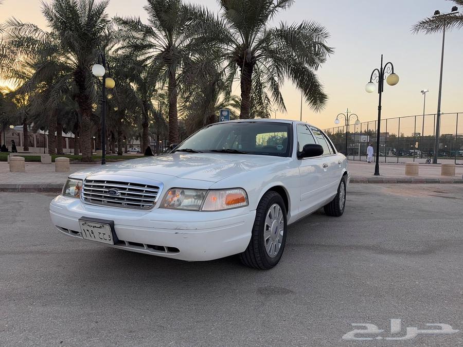 فورد كراون فكتوريا مخزن 200664581552770563114