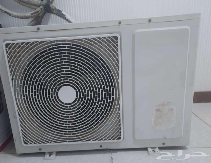 Floor-standing split air conditioner64414673703682110