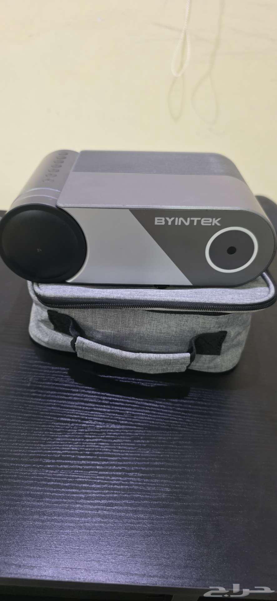 Golden Mark Brand New Projector Device for Sale64425623670403111