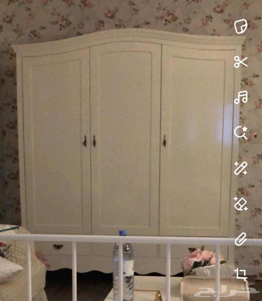 دولاب ملابس وتسريحة للبيع64426496917889112