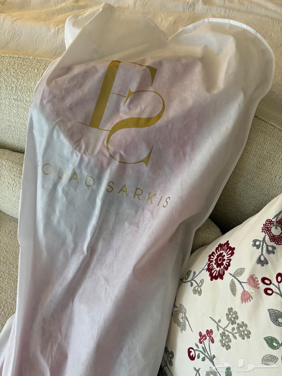 فستان من المصممة نور فتح الله64422724272131110