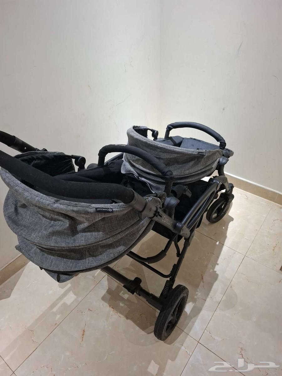 عربة أطفال مزدوجة Kolcraft شبه جديدة64423118865923113