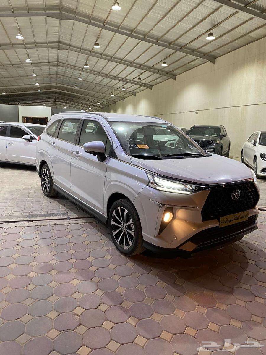 تويوتا فيلوز GLX موديل 2025 اصفار 1.5 كاش واقساط.64583682671490111