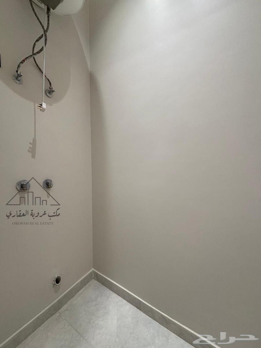 For sale, top-floor villa with ownership in Tبوك Al-Safa district64142106930049112