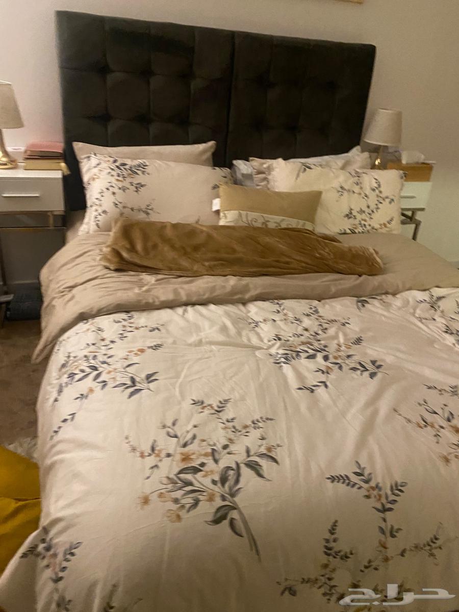 غرفه نوم ايكيا بحاله ممتازه64425435236226112