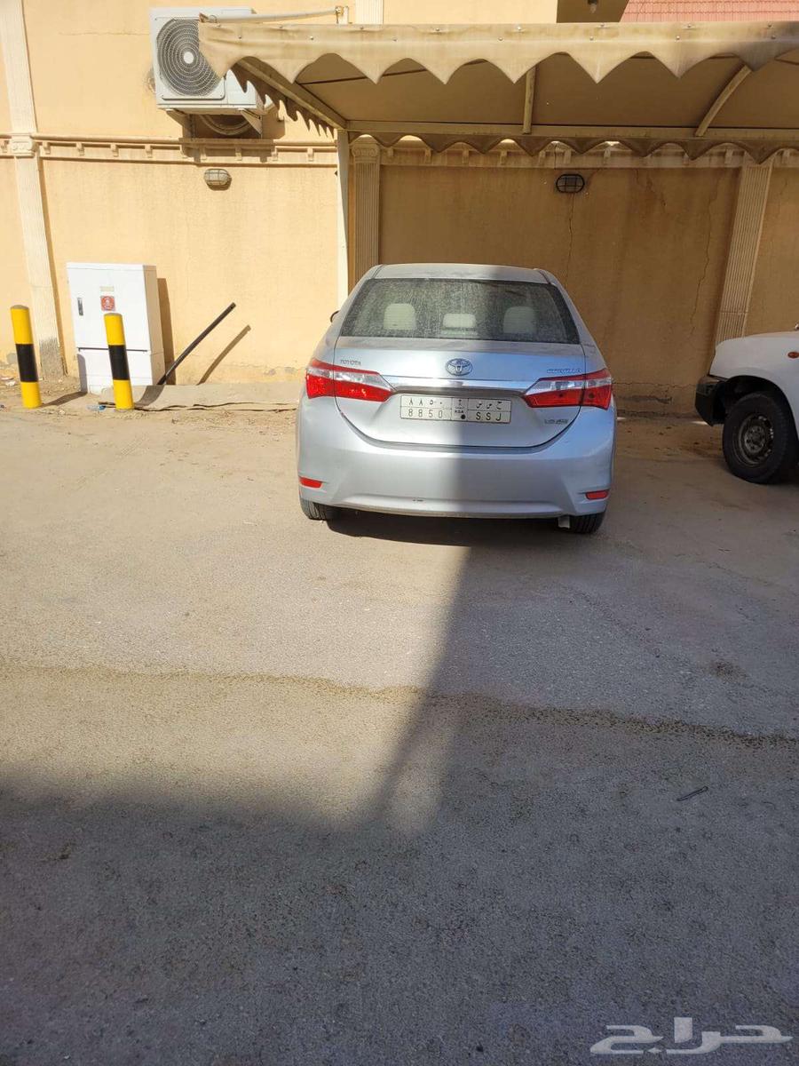 تويوتا كورلا 2015للبيع64586725322241111