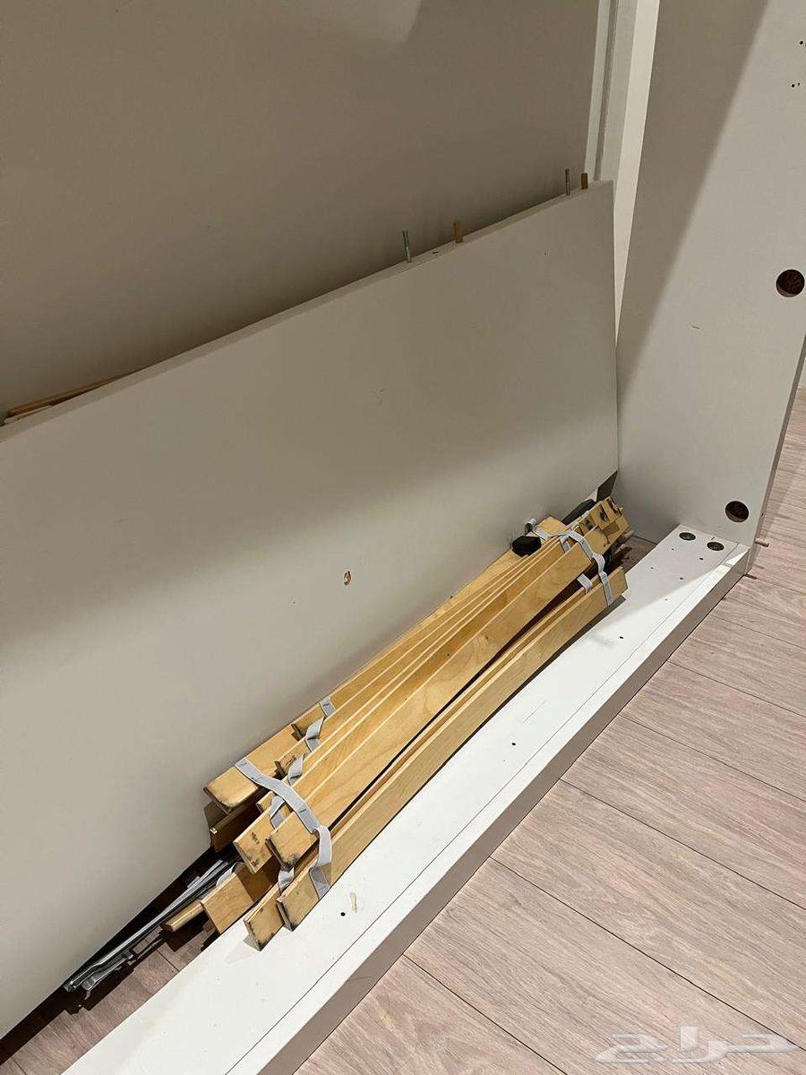 سرير ايكيا الأبيض الشهير64426792711938110