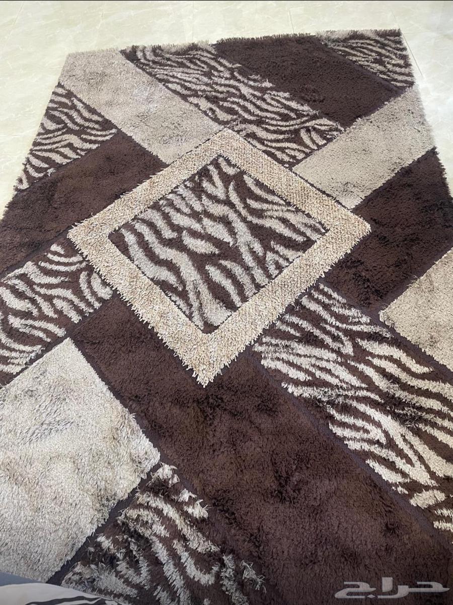 Very good condition carpet64422959974018110