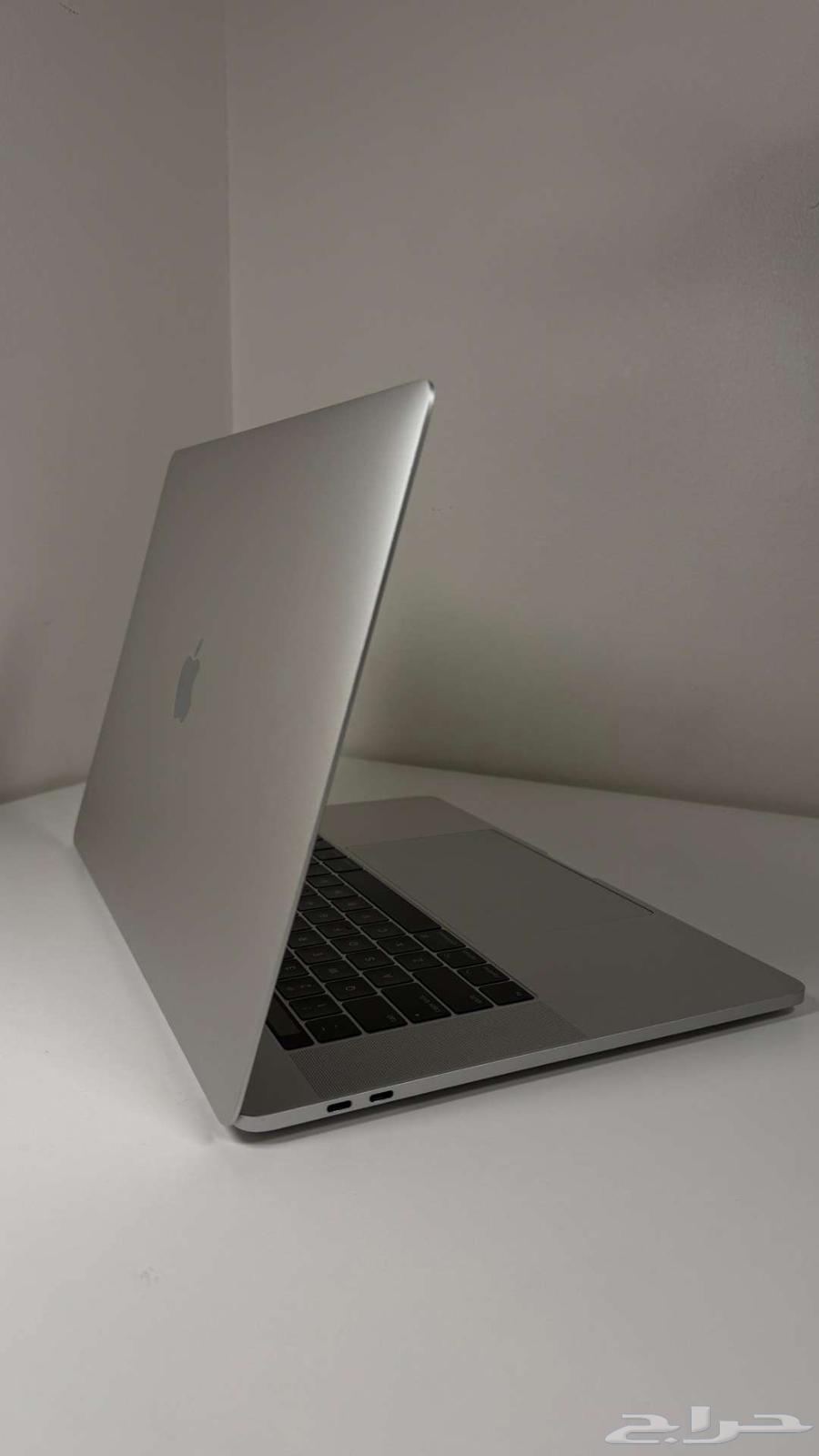 ماك بوك برو64420364332675111