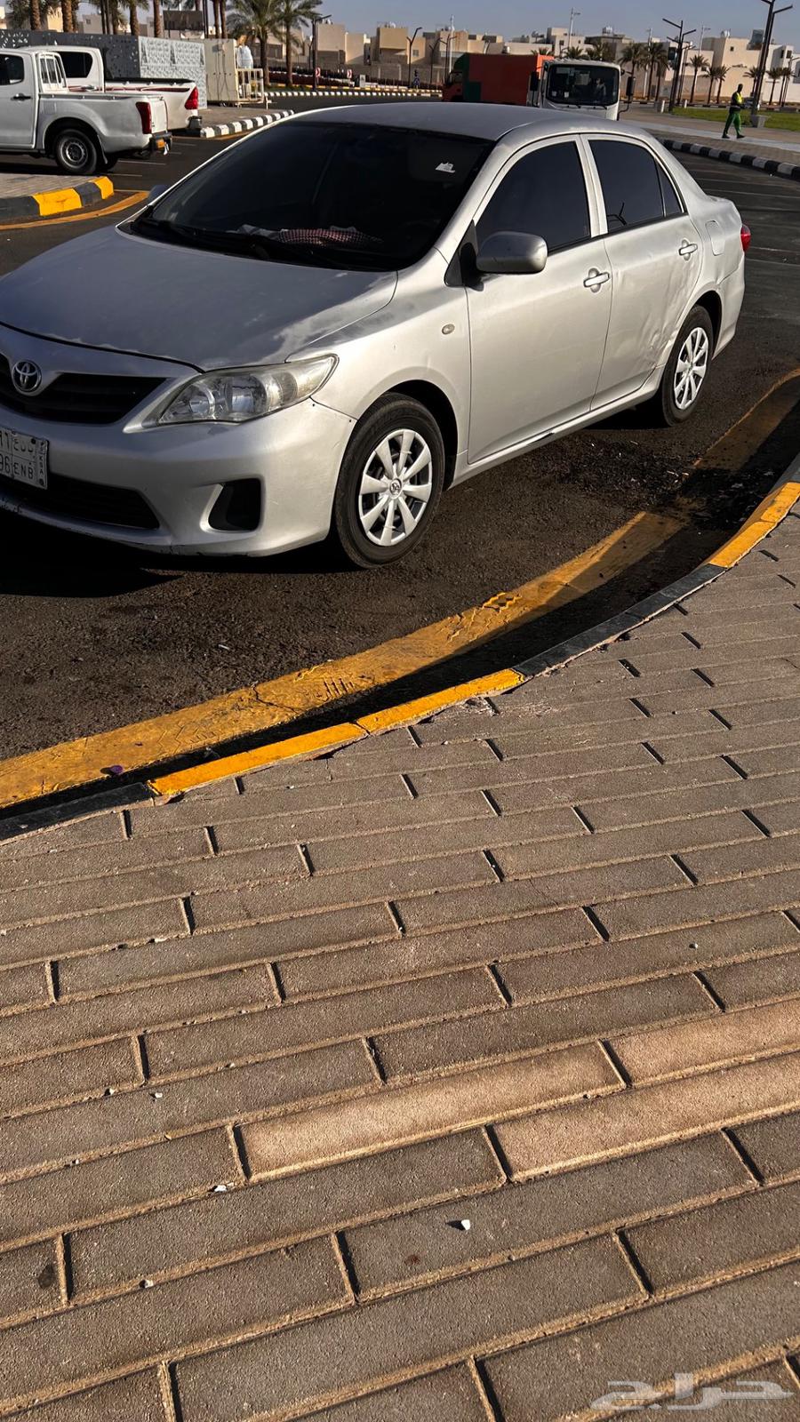 للبيع كرولا موديل201364420715676801111