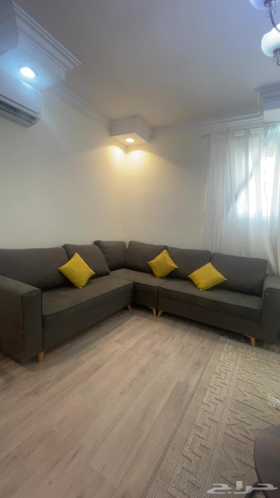 Sofa for sale for 200 SAR64421269504513111