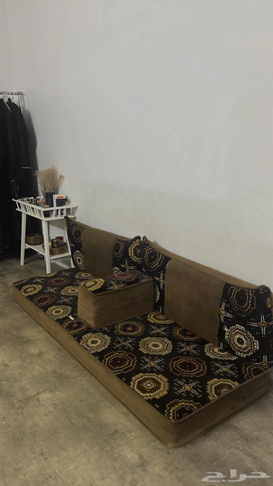 7-meter floor sofa with panel64423676580482112