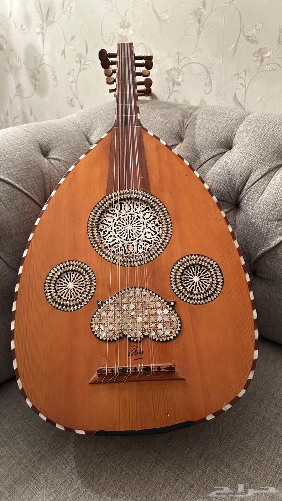 Ancient Ud by Ahmed Mohamed64424025124098110