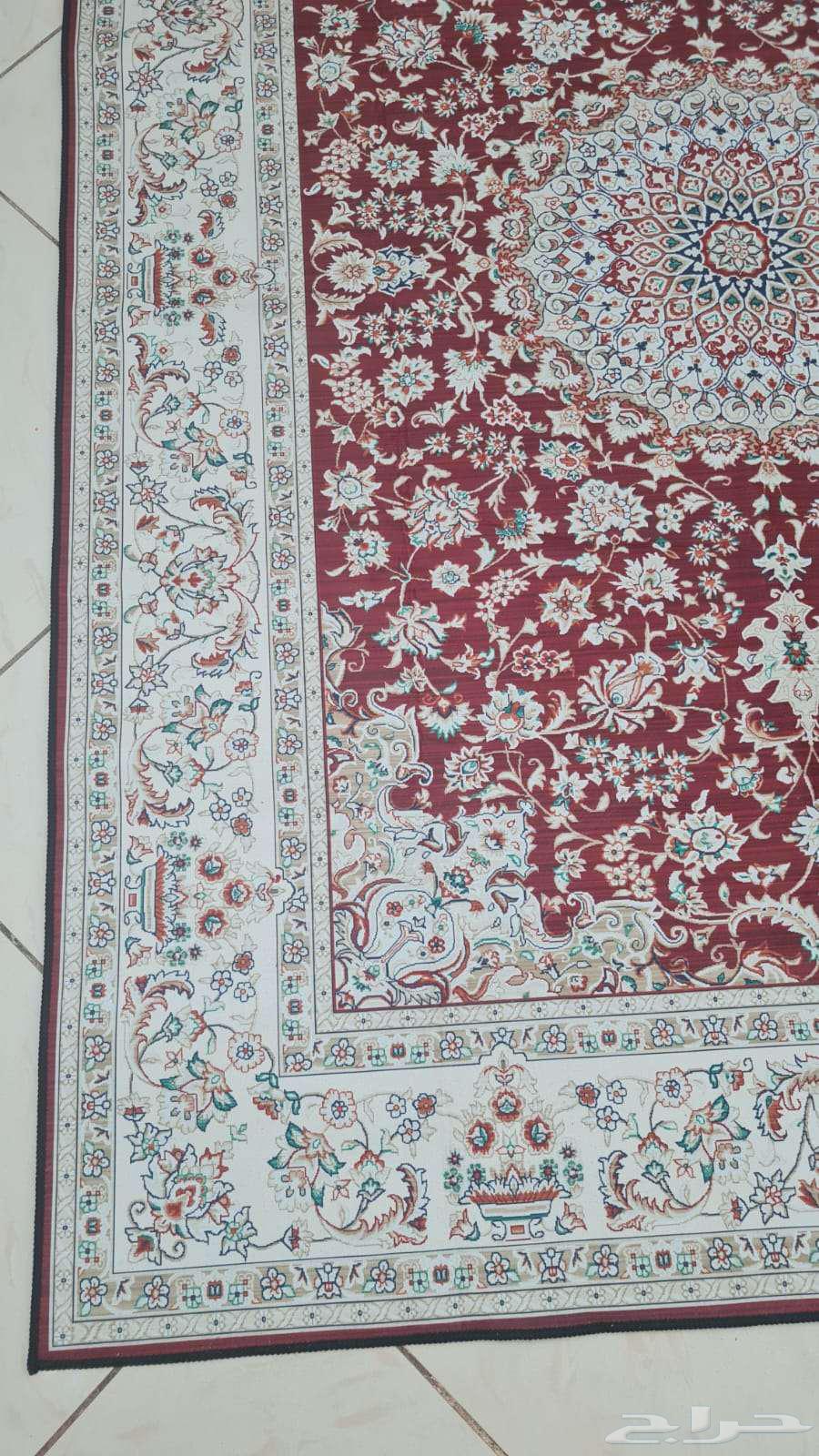 للبيع سجادة مستعملة بحالة ممتازة (استخدام نظيف جدا )64434429074562111