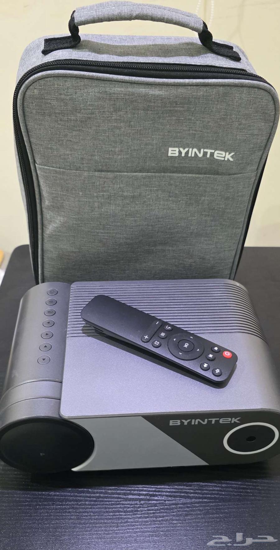 Golden Mark Brand New Projector Device for Sale64425623670403110