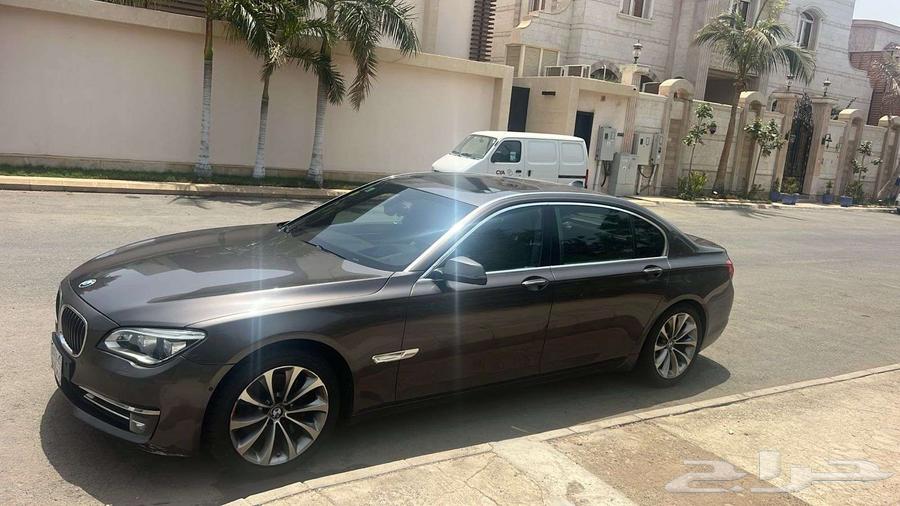 بي ام دبليو الفئة السابعه بي ام دبليو ( اي ال 730 )64579375664131110