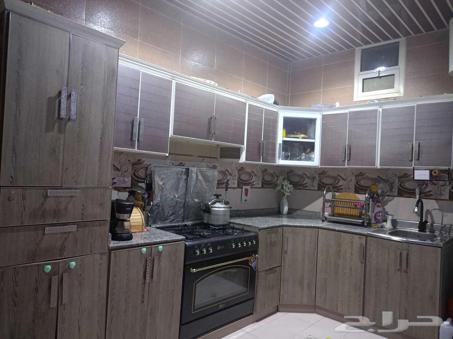 مطبخ للبيع وغاز64420878344451112